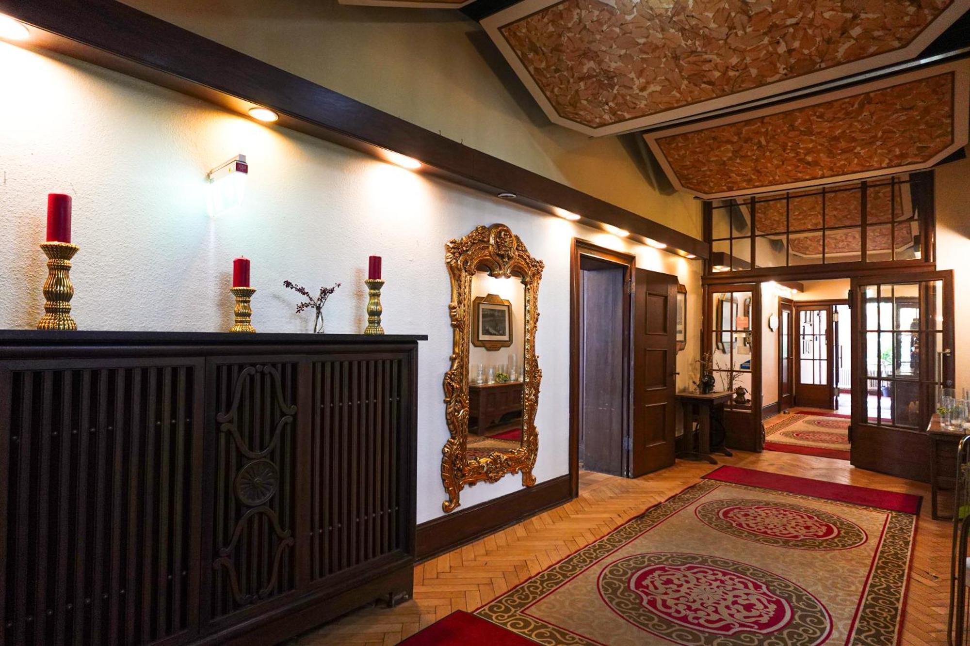Hotel Casino Im Park Камп-Линтфорт Екстериор снимка